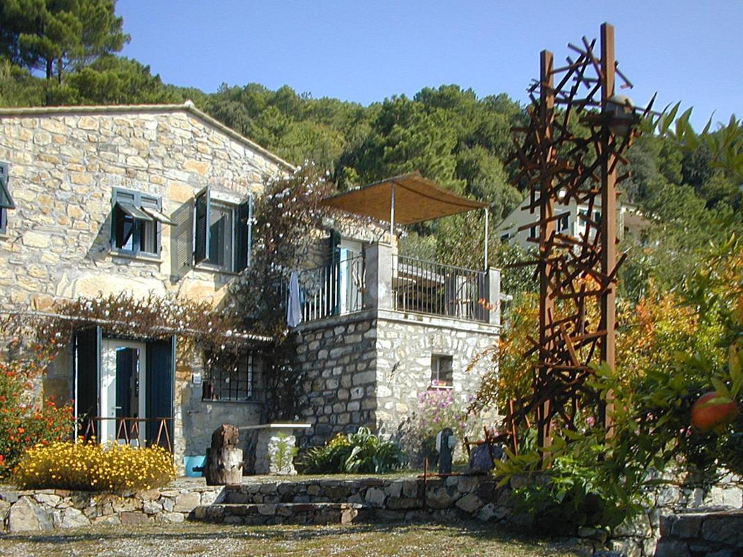 Cottage La Casa Del Pittore Reggimonti Exteriér fotografie